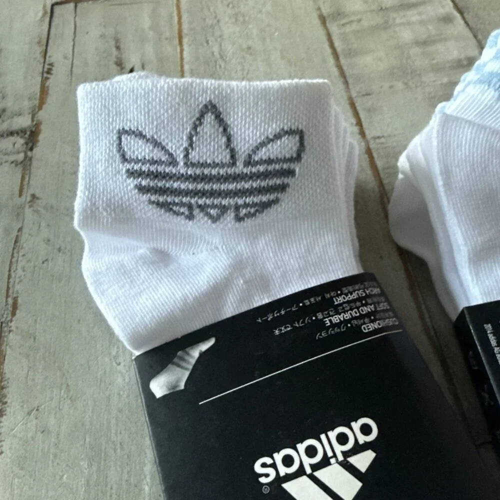 Women’s Adidas Socks 3 Packs Each 3 Pairs - Picture 2 of 5